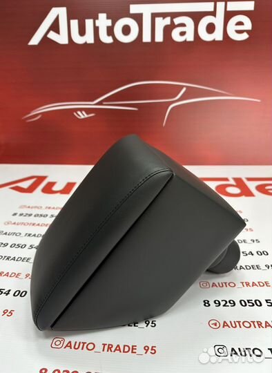 Подлокотник на hyundai solaris 2, kia rio 2017