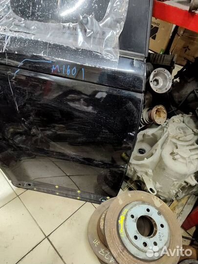 Дверь задняя правая Land Rover Range Rover Sport