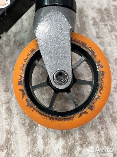 Продам самокат Dominator Airborn