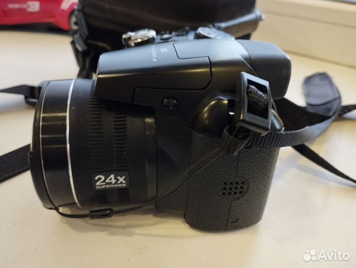 Фотоаппарат Fujifilm Finepix S4200