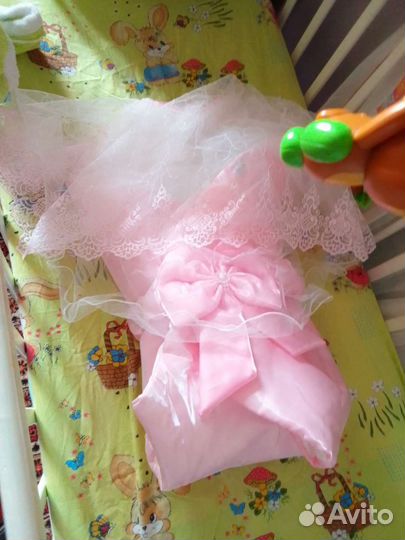 Конверт на выписку новый,туфли на девочку 33 р