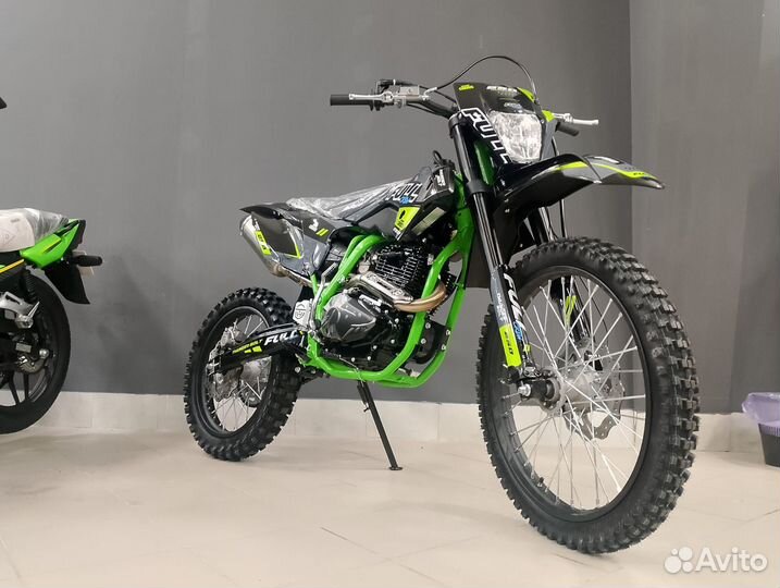 Мотоцикл FullCrew Thunderbolt PR250 21/18