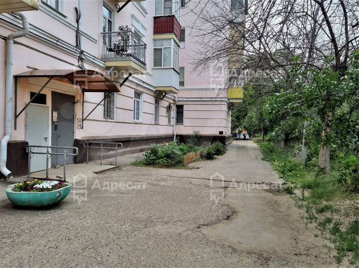 Комната 22,7 м² в 3-к., 1/4 эт.