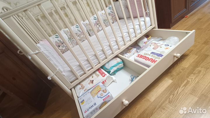 Детская кроватка