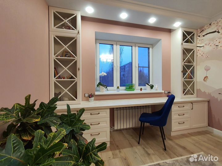 Рабочая зона для школьницы