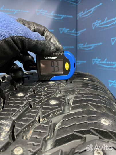 Nokian Tyres Hakkapeliitta 9 SUV 285/50 R20 116T