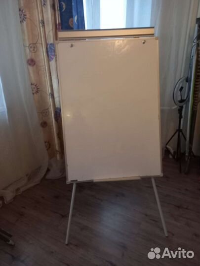 Магнитно маркерная доска