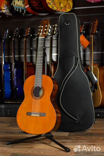 Детская гитара 3/4 Yamaha + Аксессуары