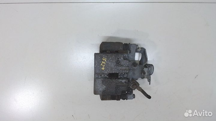 Суппорт Ford Mustang, 2015