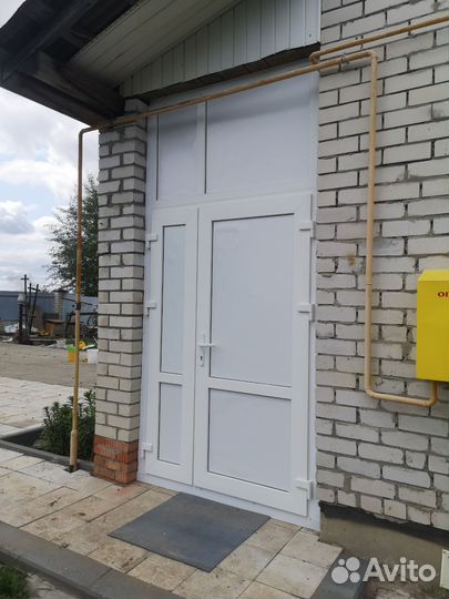 Дверь пластиковая, пвх, новая