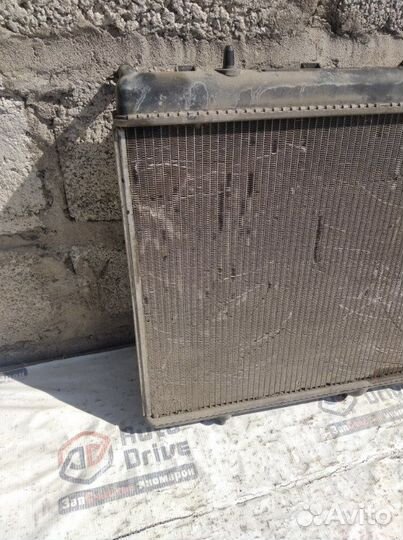 Радиатор охлаждения двигателя Peugeot 308 1.6 2008