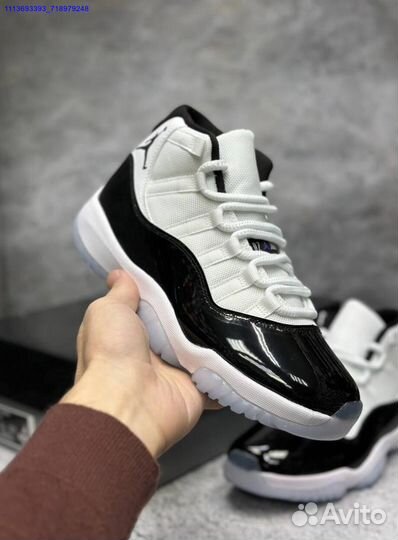 Air Jordan 11 retro concord