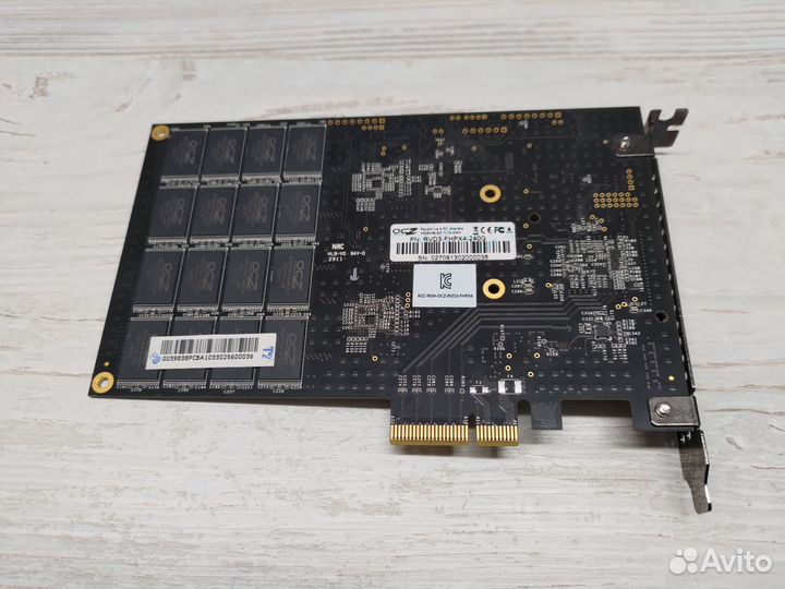 SSD OCZ 240 гб RevoDrive 3 PCI-Express 240 GB