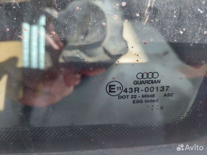 Стекло кузовное глухое Audi A6 C5