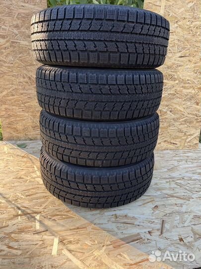 Toyo Observe GSi-5 225/60 R17 99Q