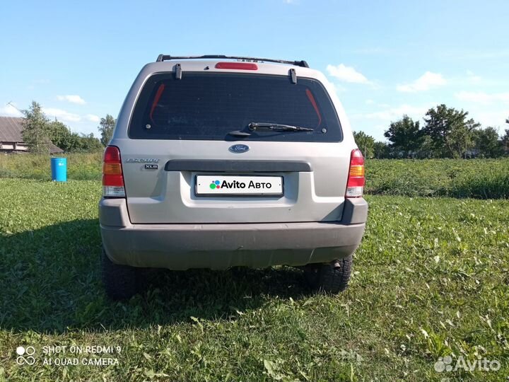 Ford Escape 2.0 МТ, 2001, 308 000 км