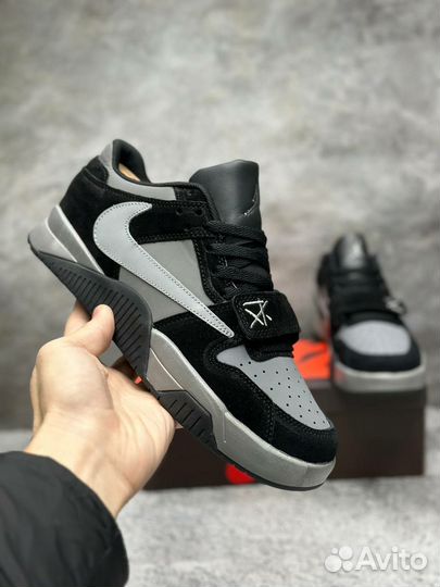 Кроссовки мужские Nike Air Travis Scott