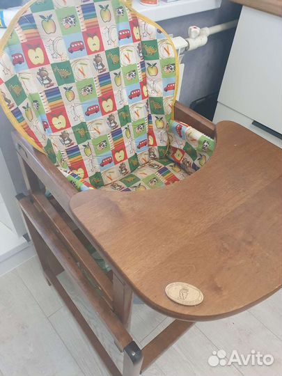 Стульчик для кормления