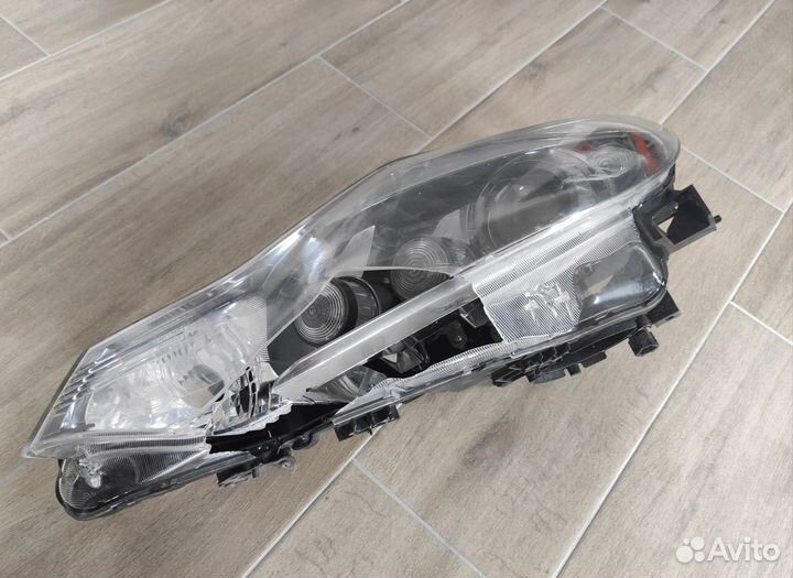 Фара левая Ксенон Nissan Murano 2012
