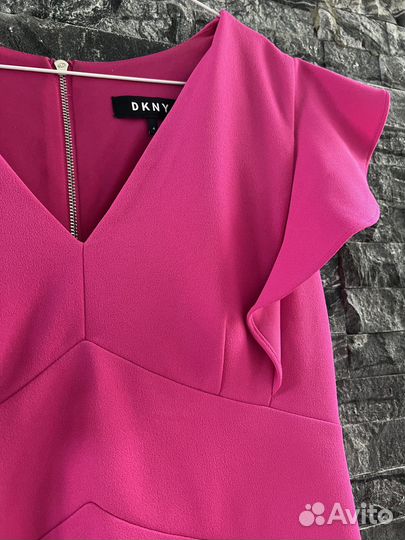 Платье dkny 42-44 фуксия на выпускной коетейльное