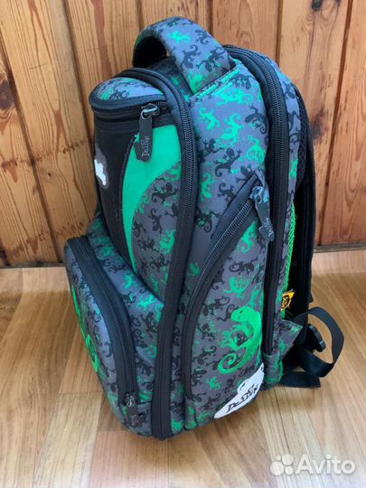 Рюкзак школьный