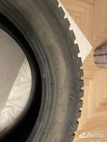 Pirelli Ice Zero 2 205/55 R16 94T