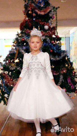 Новогоднее платье 7-9лет