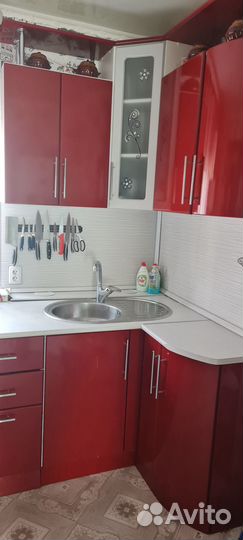 Кухонный гарнитур, уголок и стол обеденный