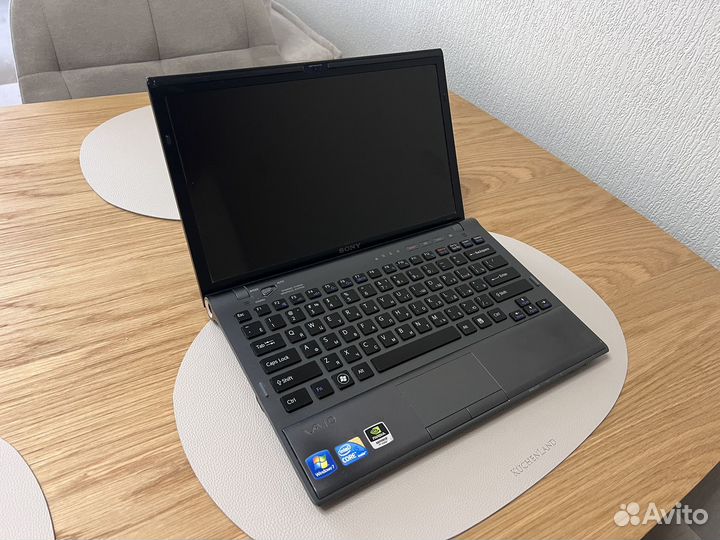 Sony vaio vpcz1