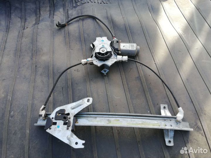 Стеклоподъемник Ниссан Премьера Комфорт Р11