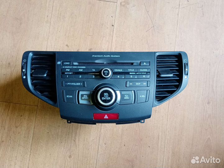 Штатная магнитола Honda Accord 8