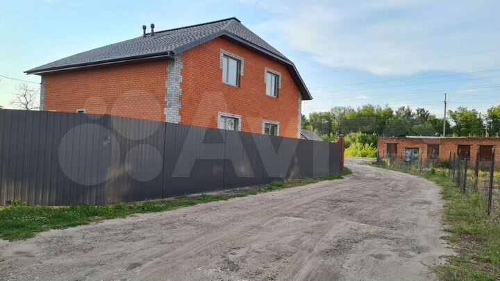 Дом 217,2 м² на участке 18,6 сот.