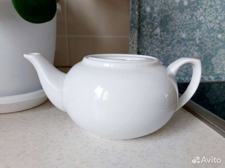Чайник заварочный фарфор, новый