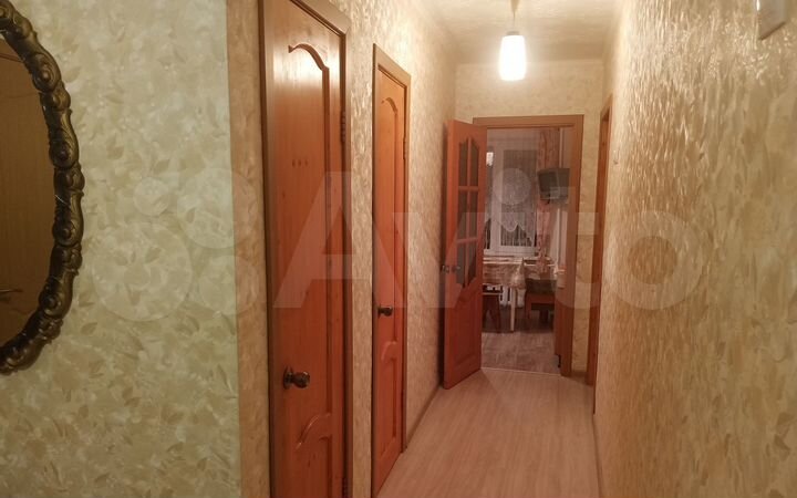 2-к. квартира, 54 м², 2/4 эт.