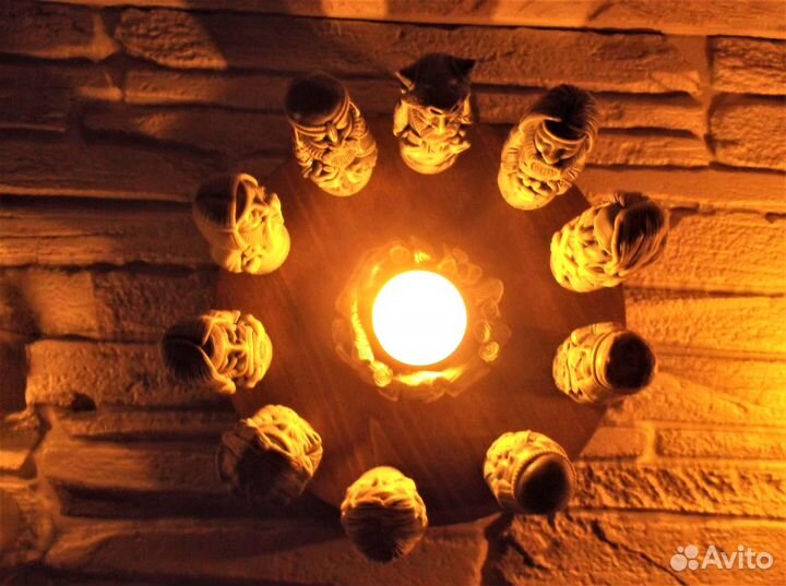 Статуэтки славянских богов у костра