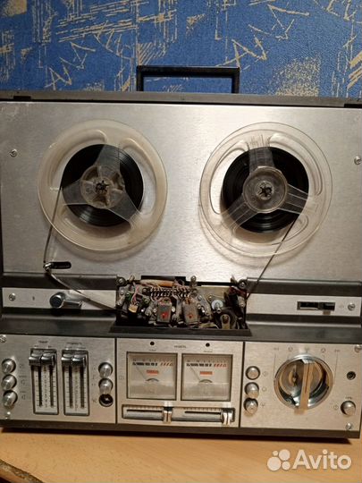 Катушечный магнитофон