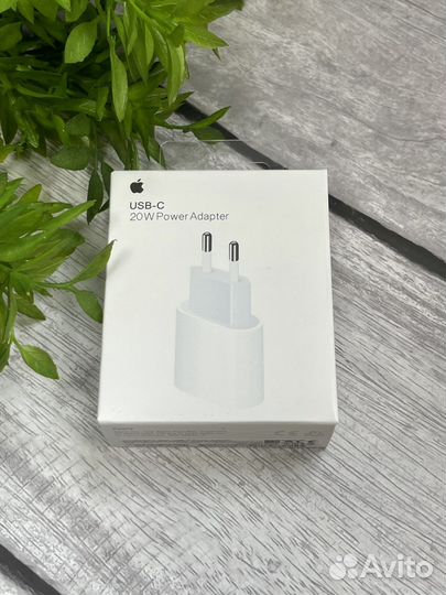 Оригинальный блок быстрой зарядки 20W Apple