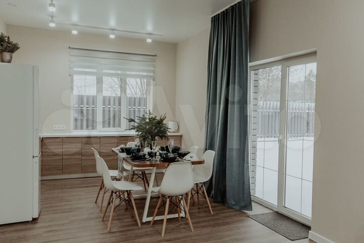 Дом 100 м² на участке 5 сот.