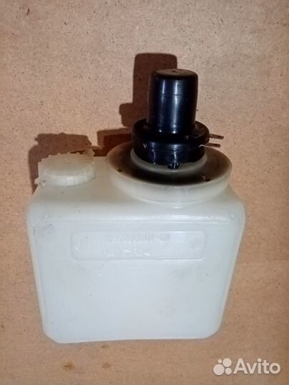 Бачок омывателя Ваз