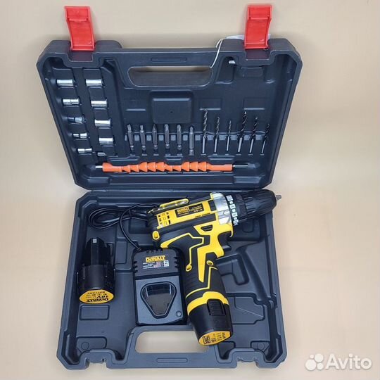 Шуруповёрт DeWalt 12v premium