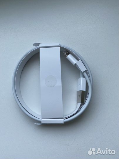 Оригинальный, новый кабель lightning от iPhone