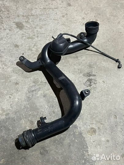 Патрубок интеркулера Audi A3 Octavia Golf Jetta