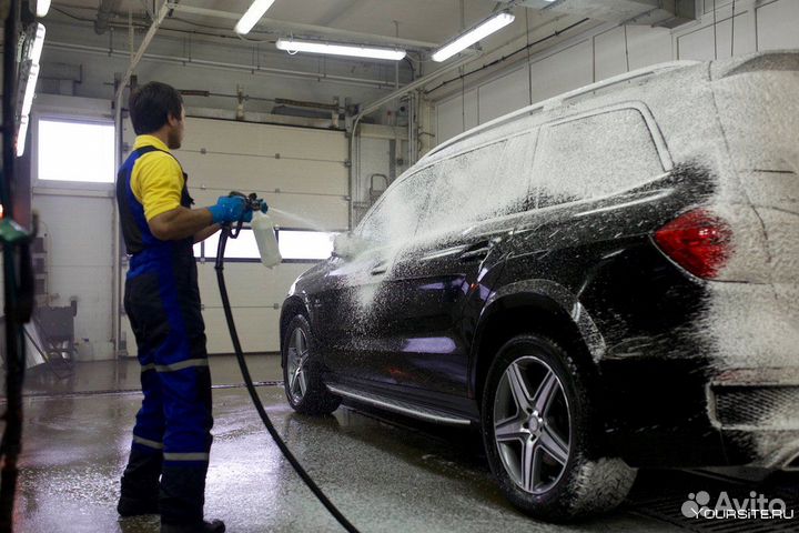 Мойщик автомобилей