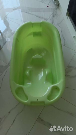Детская ванночка для купания с горкой