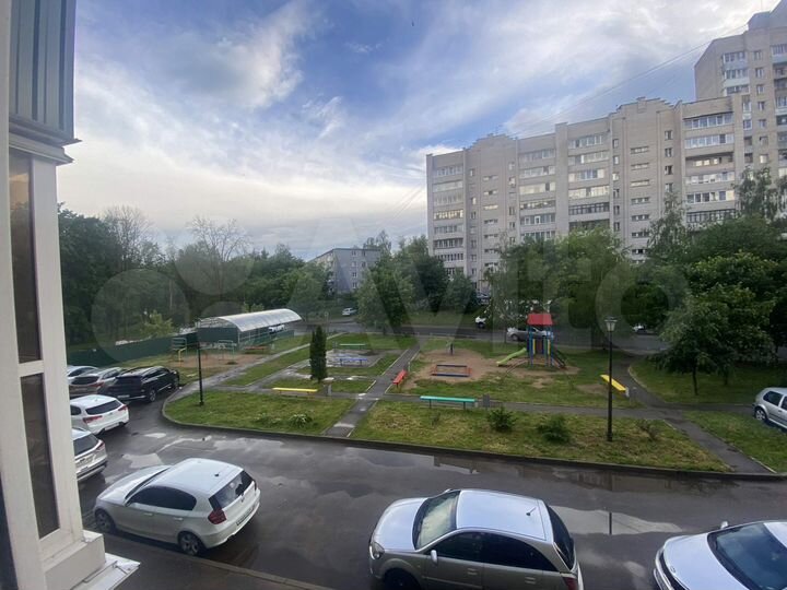 2-к. квартира, 66,2 м², 2/10 эт.