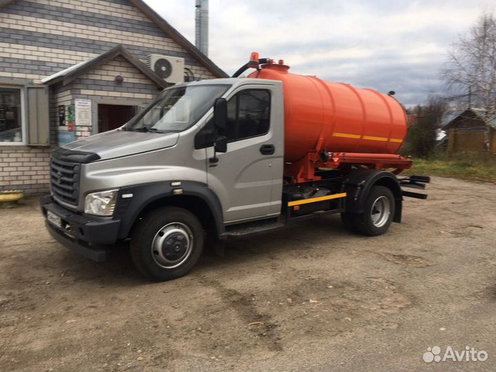 Ассенизатор