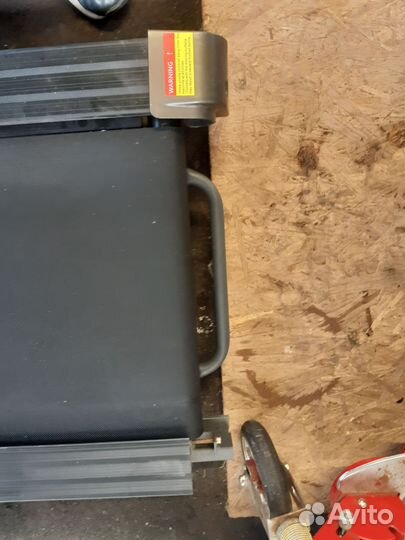 Беговая дорожка электрическая carbon fitness t601e