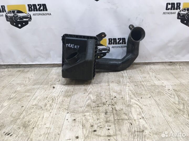 Корпус воздушного фильтра Hyundai Trajet