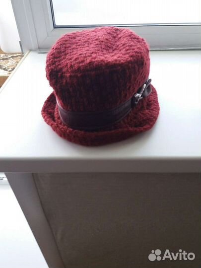 Шляпа соломенная и шляпа демисезонная