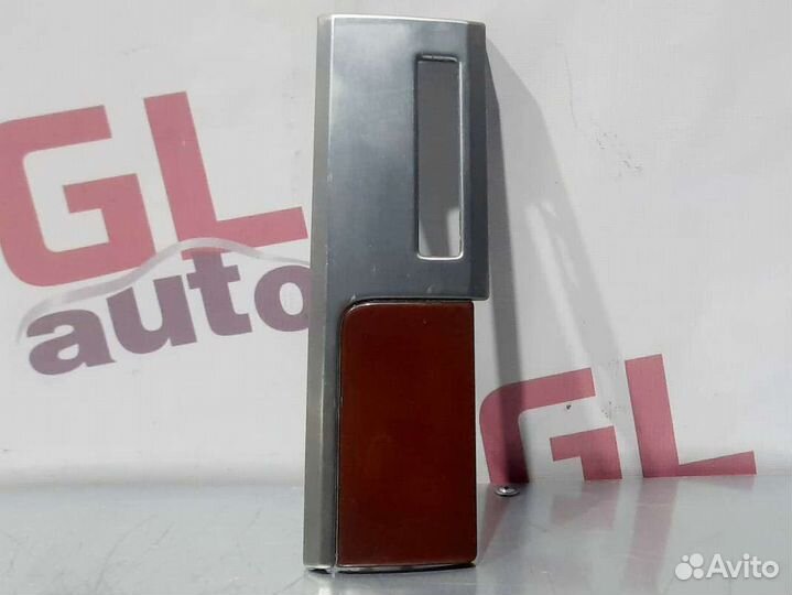 Накладка декоративная VW Touareg